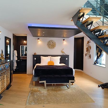 Les Suites De Bougainville Конкарно Екстериор снимка