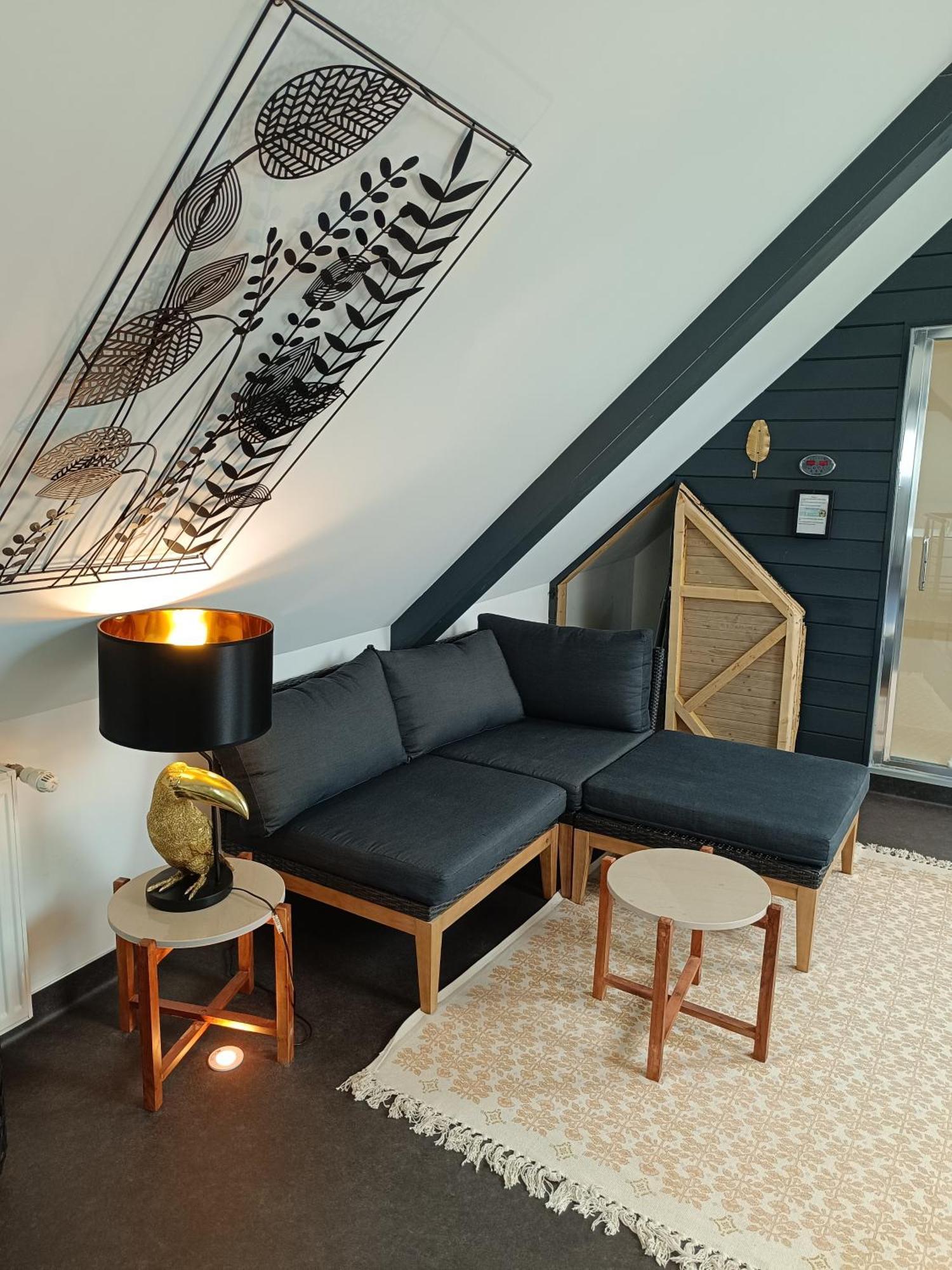 Les Suites De Bougainville Конкарно Екстериор снимка