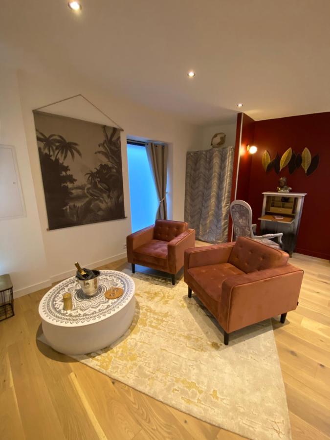 Les Suites De Bougainville Конкарно Екстериор снимка
